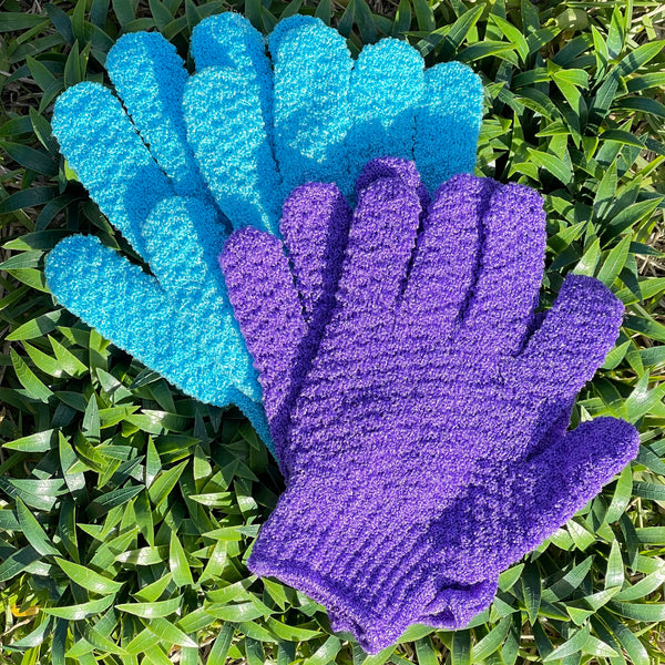 Dual Texture Exfoliating Gloves in Blue and Purple